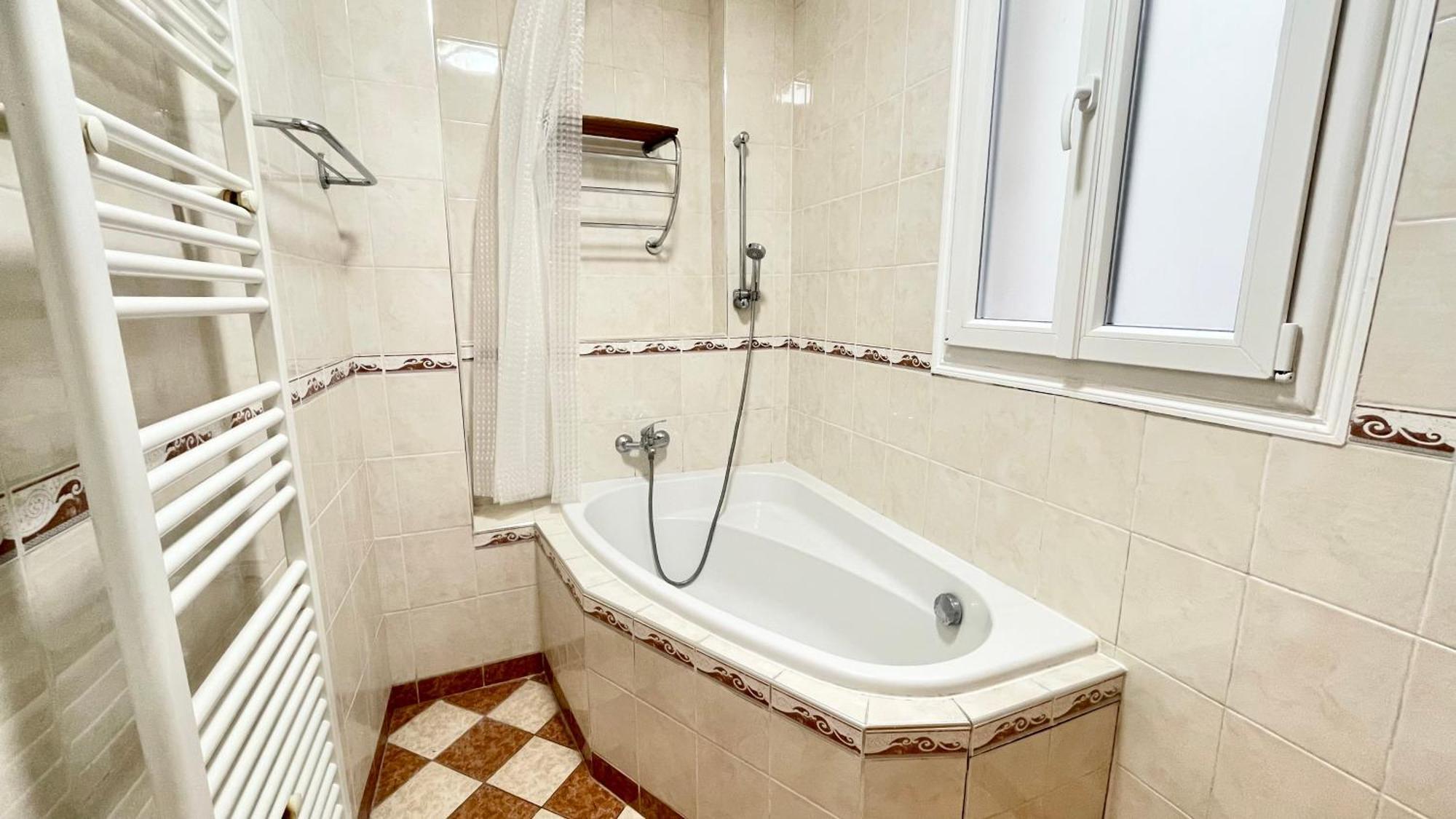 Apartment Royal A Deux Pas Du Metro -6 Personnes *
